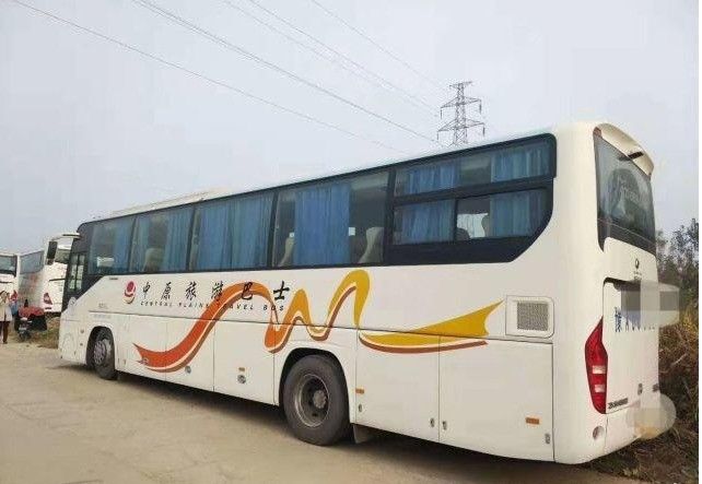 55人乗りの左駆動式ディーゼル旅客バス 53 1 1人乗りの最大速度 91-110km/h