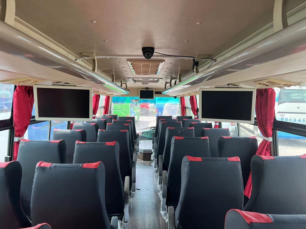 50人乗りの古車バス LHD 中古 ユートン 旅客バス 状態良好