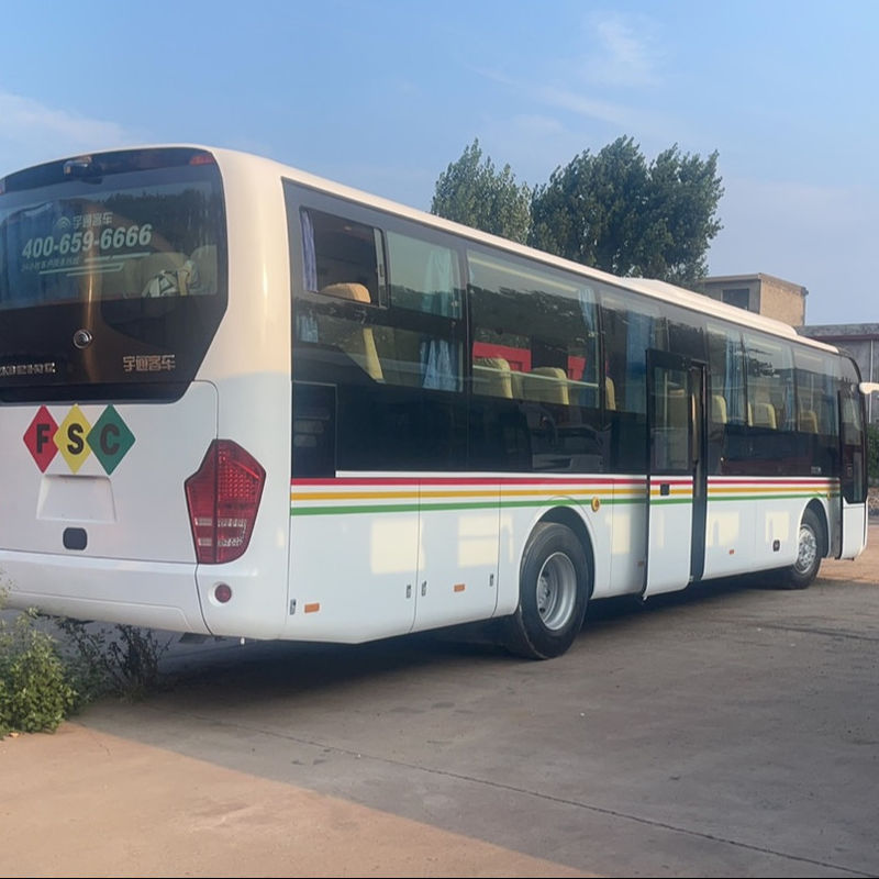 中古バス LHD 54人乗りの中古市用客車 バス 手動トランスミッション