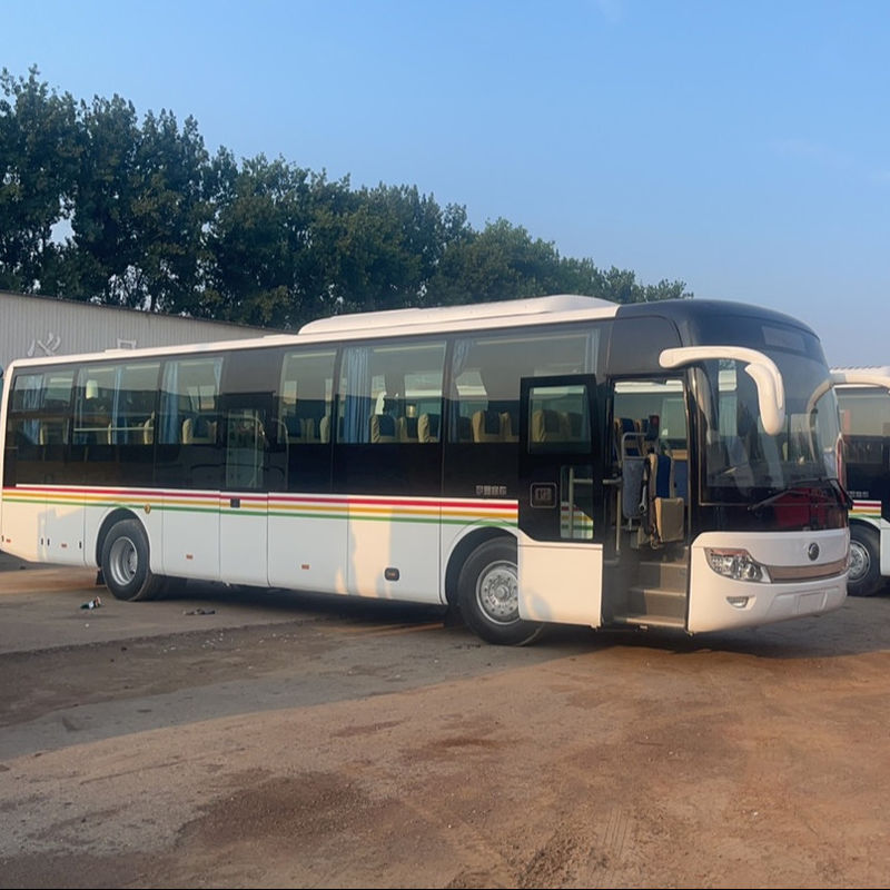 中古バス LHD 54人乗りの中古市用客車 バス 手動トランスミッション