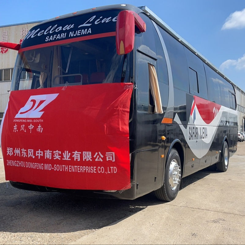 65人乗りのマニュアルバスは,ディーゼル燃料タイプと総高3290mm