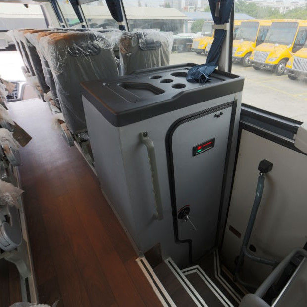 12m用ディーゼルコーチバス YC6MK380-30エンジンモデルと6DS180Tギアボックスで手頃な価格で