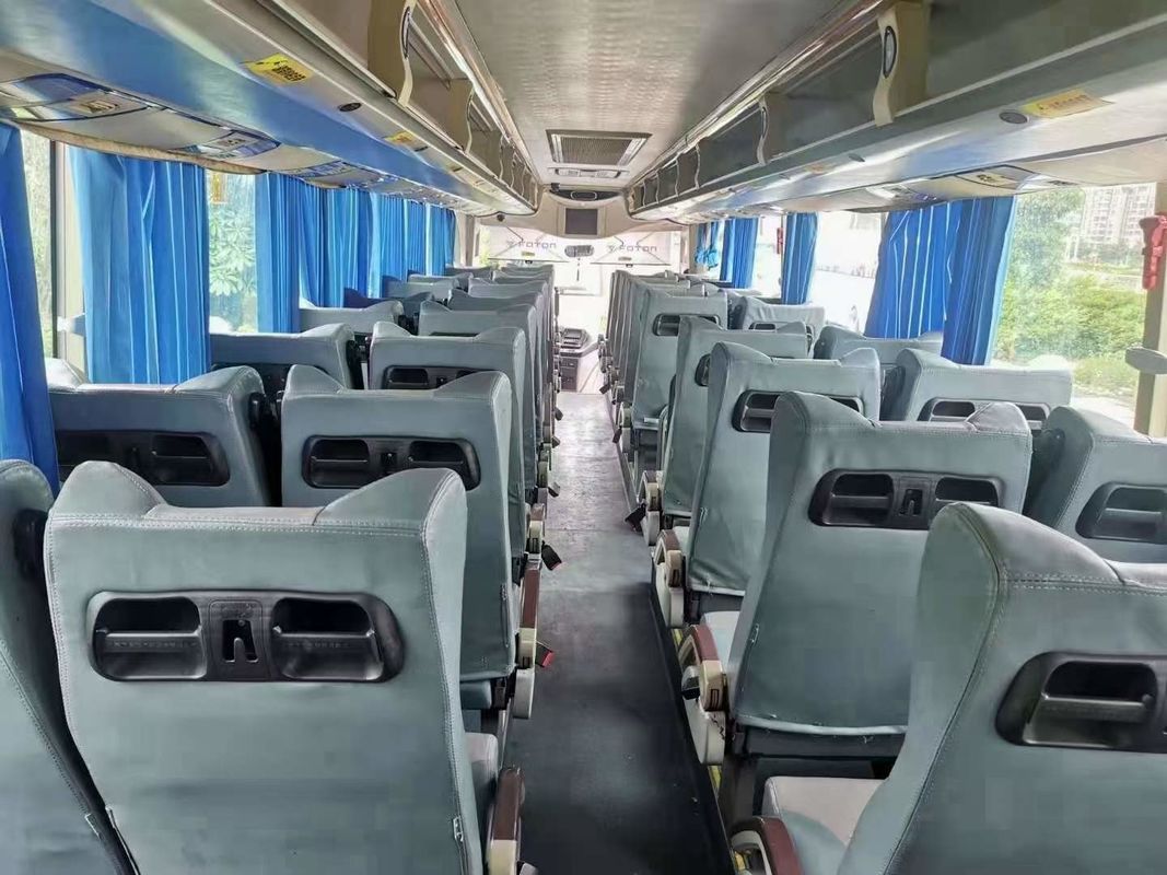 耐久性のある中古 12m トゥーリストバス バス 50席と葉のスプリングサスペンション