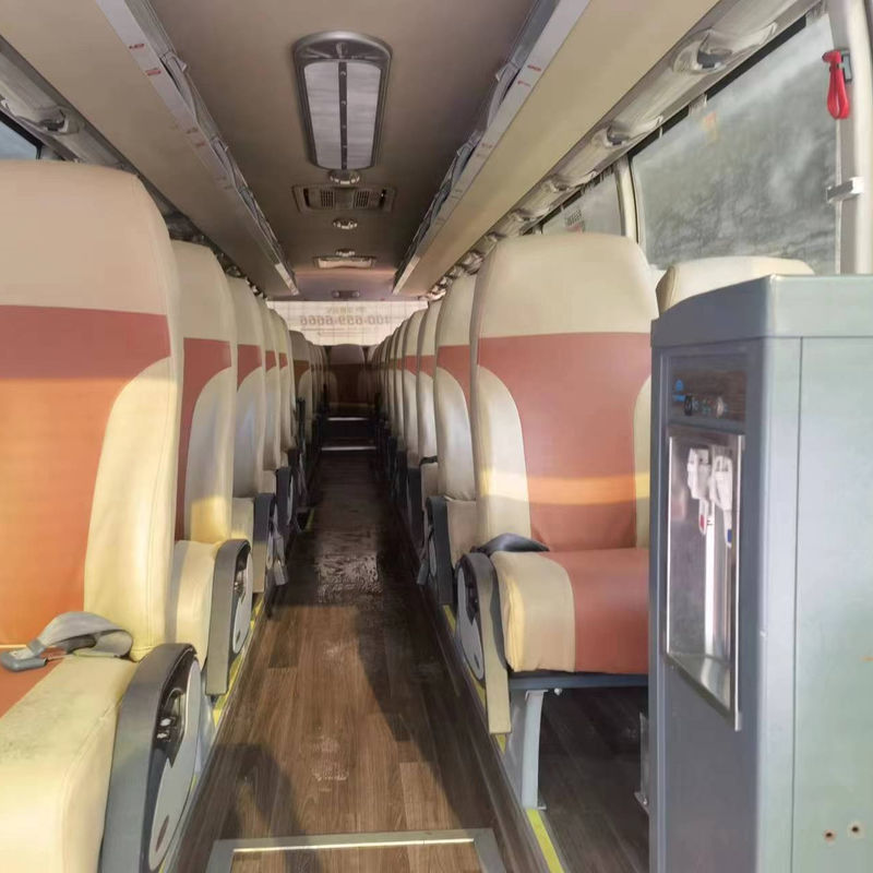 左手運転手 70人乗り バス 豪華ツアー パスナー バス 排気基準ユーロ4