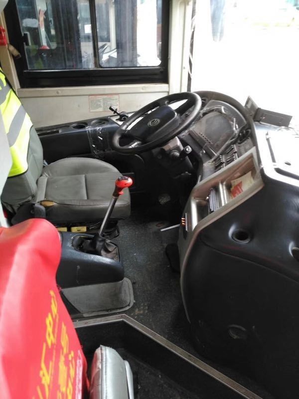 11m 乗用車 60人座席と左側の方向車で手頃な価格