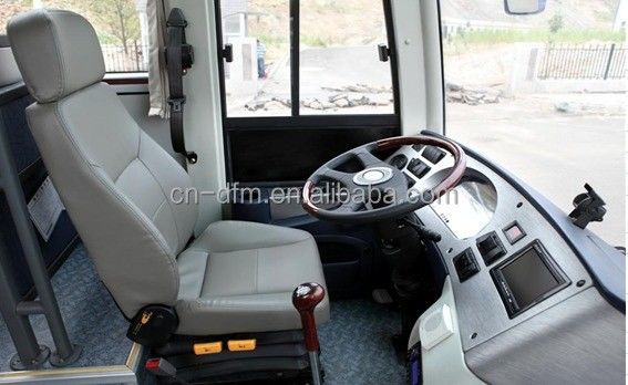 35 席 乗用 バス マニュアルトランスミッション 快適な内装