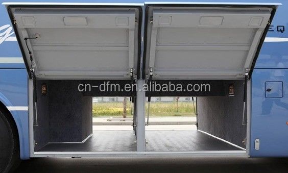 35 席 乗用 バス マニュアルトランスミッション 快適な内装