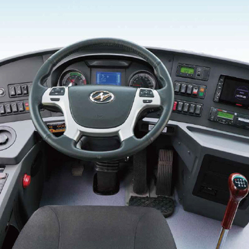 11/13 快適 な 旅行 に 使わ れ た 豪華 ツアー バス