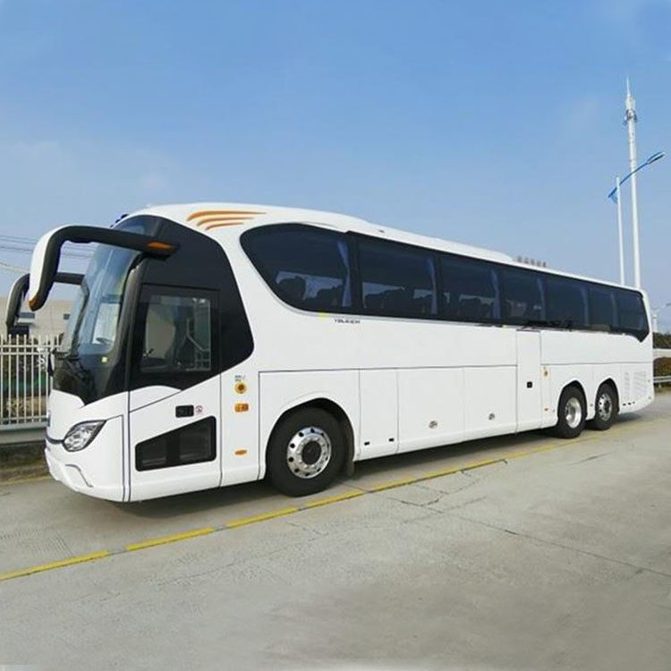 トランスミッションタイプ マニュアル 都市バス 豪華バス カラーデザイン 70 1席 豪華