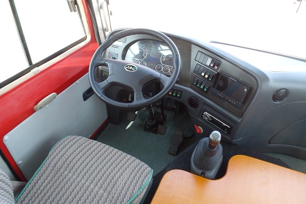 豪華 25-30席 観光用 CNG バス
