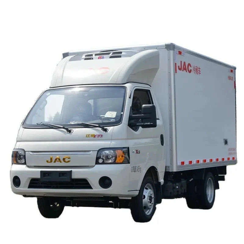 130HP JAC 輸送用冷蔵トラック 4x2 GVW≤5T ディーゼル燃料冷蔵庫