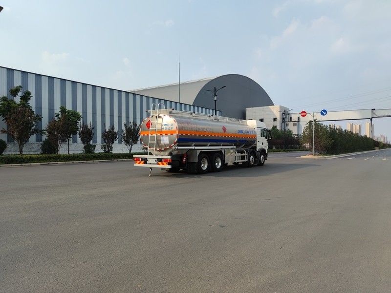 CIMC LINYU 8*4 30m3 SINO アルミ合金 液体燃料輸送用ディーゼルタンカートラック
