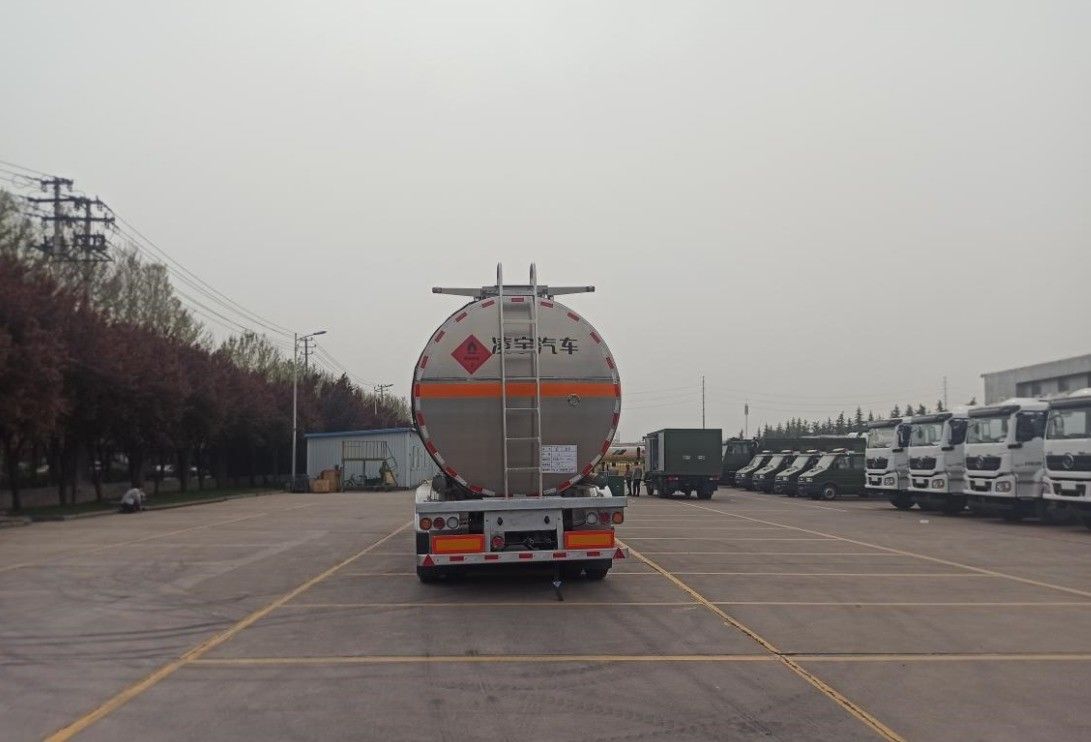 CIMC LINYU 46000L アルミニウム合金燃料タンカー トレーラー トラック ホールベース 6150 1310 1310