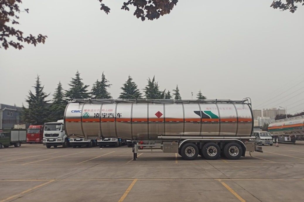 CIMC LINYU 46000L アルミニウム合金燃料タンカー トレーラー トラック ホールベース 6150 1310 1310