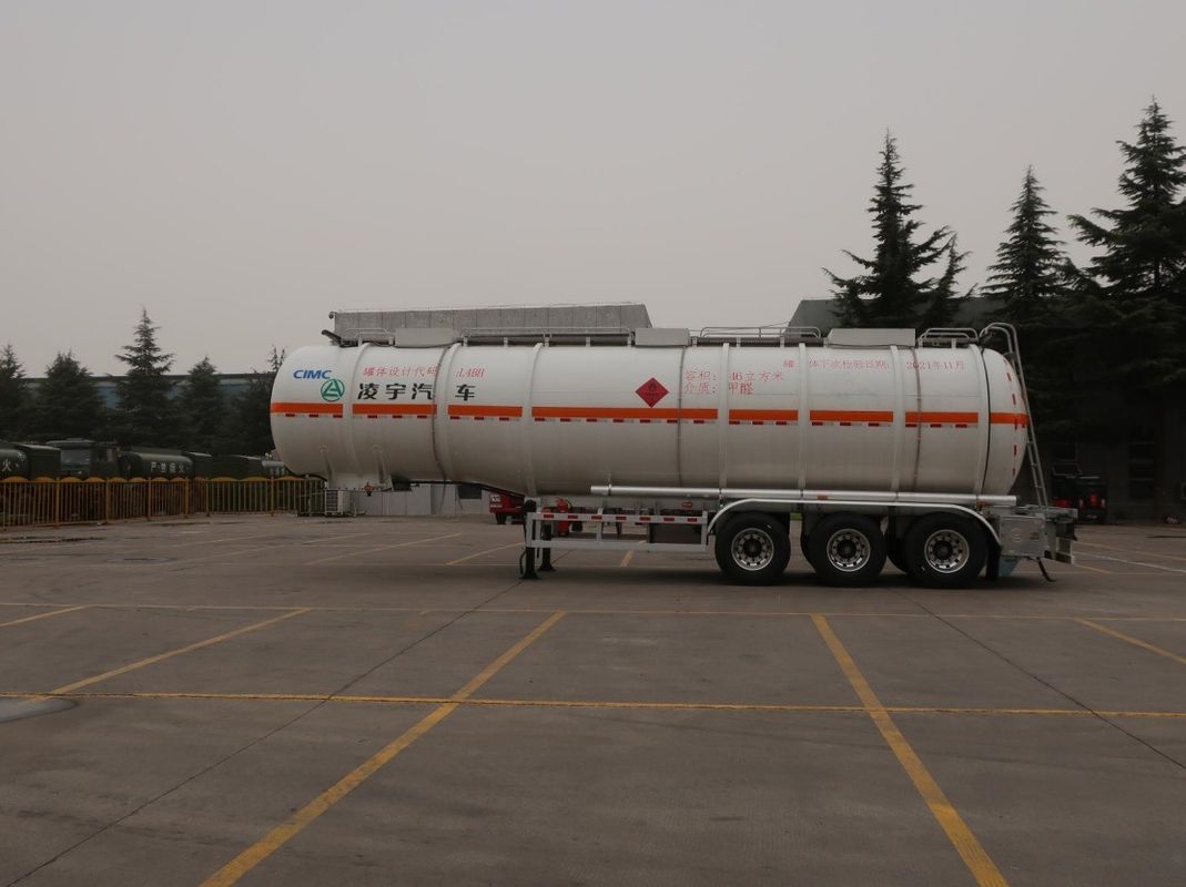 46000リットルのステンレス鋼 原油燃料タンカー トラック配送用セミトレーラー