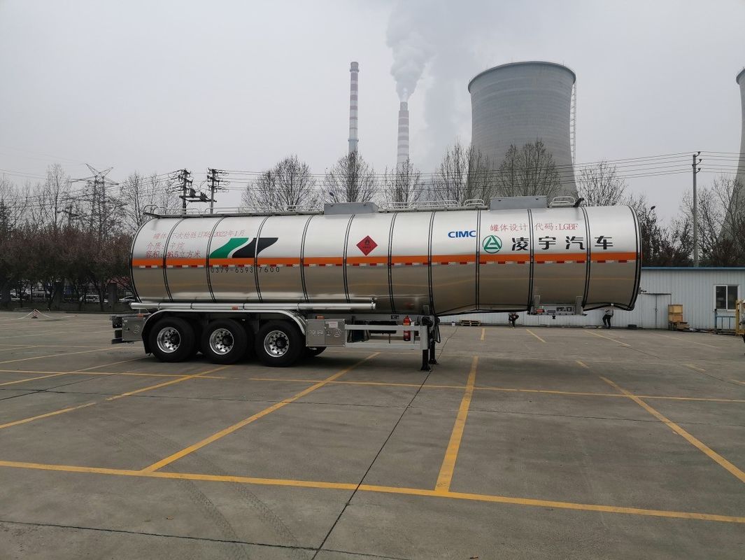 32100/31800 KG 名乗荷重 CIMC LINYU 8*4 アルミ合金液体燃料タンカートレーラー