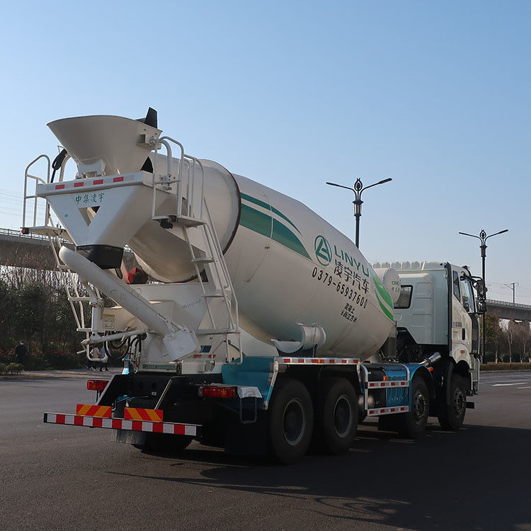 CIMC LINYU 7cbm ディーゼル コンクリート トラック ミキサー マシン 利点 混合効率が高い