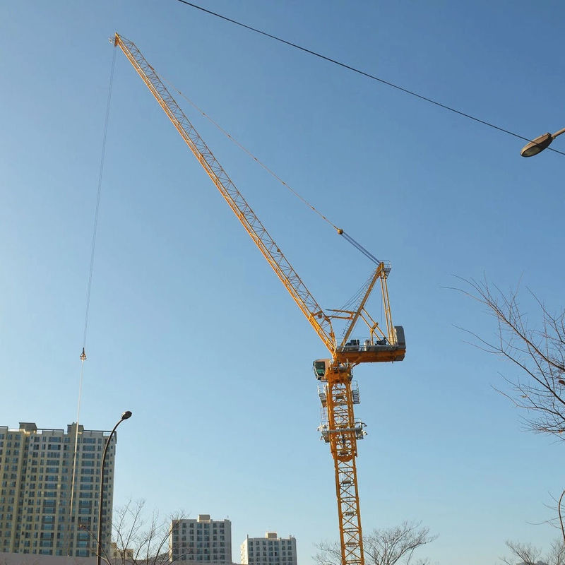 エネルギー鉱業 Syt80 T6012-6 6 トン 8 トン 長作業半径のフラットタワークレーン