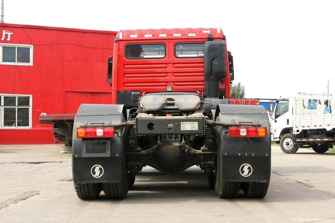 左ステアリング 中古シャックマン 6*4 500hp 自動車 トラクターヘッド トラック 半トレーラー トラック