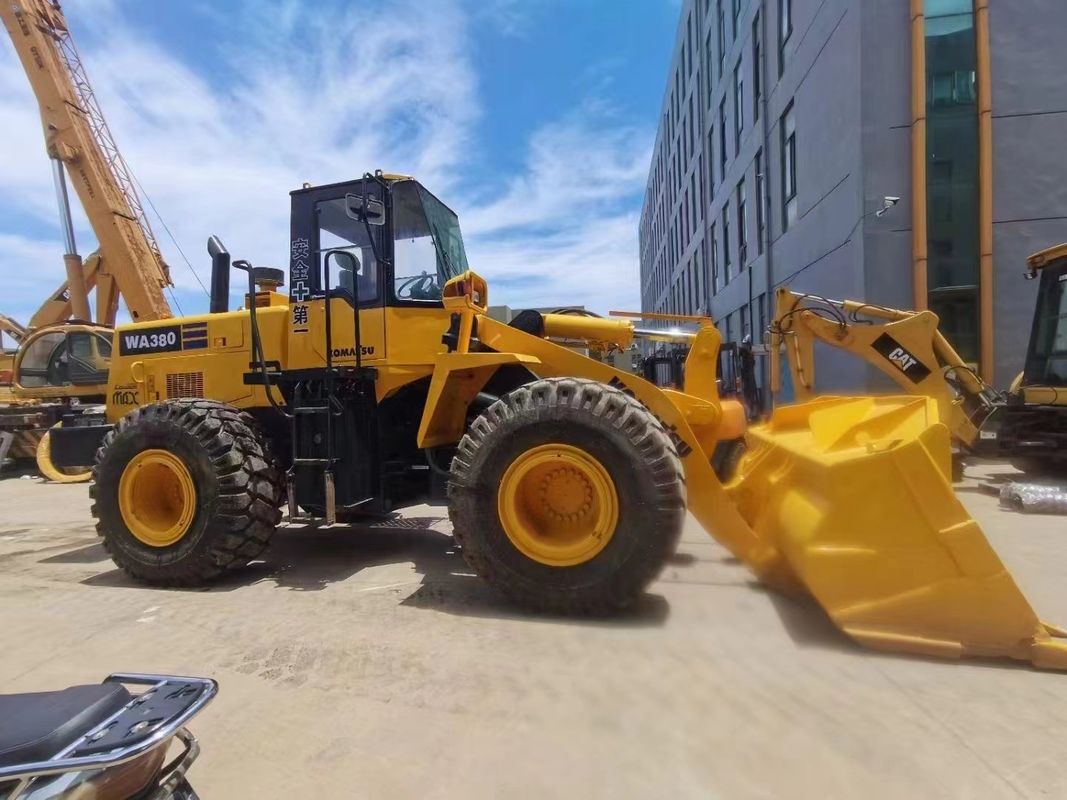 4トンの名乗荷重で長さ4.78mの正面積載機 オリジナル380-3コマツー積載機