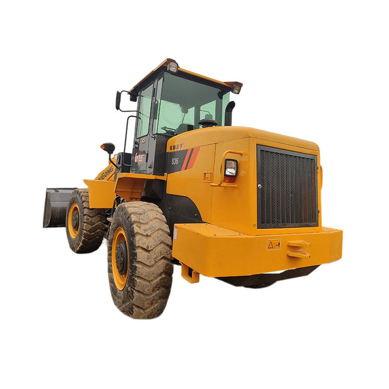 8000kg LIUGONG 836 Cat フロントエンド ローダー 機械 エンジン用 ローダー 輪のローダー