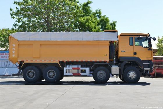セグメント重型トラック シノトラック 371hp 中古ダンプトラック 8*4 利益のためのティッパートラック